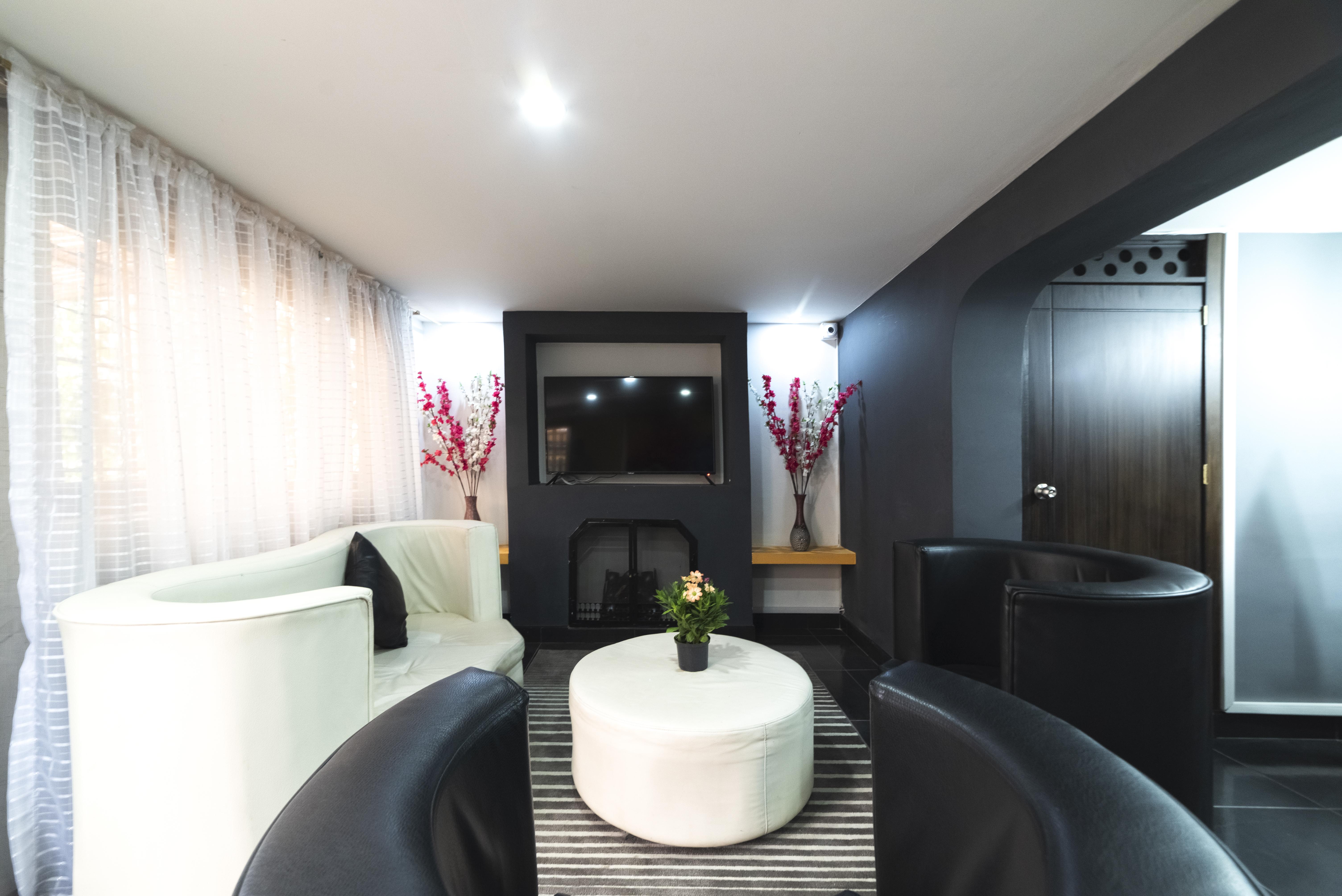 Ayenda 1045 Boutique Aeropuerto Hotell Bogotá Exteriör bild